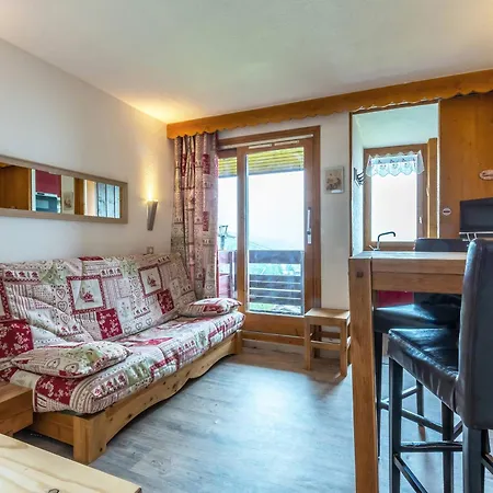 : 2 Pieces Renove, Front De Piste, Balcon, Casier A Skis, Pour 4 Personnes - Fr-1-356-328 Apartment